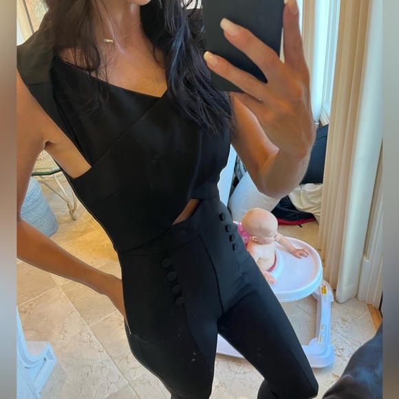 Sorrento Jumpsuit
ELLIATT - Picture 11 of 11